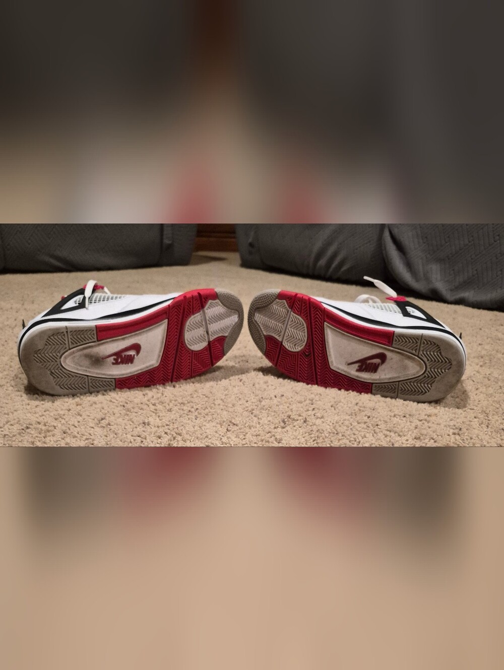 Jordan 4 Fire Red - Picture 6 of 8